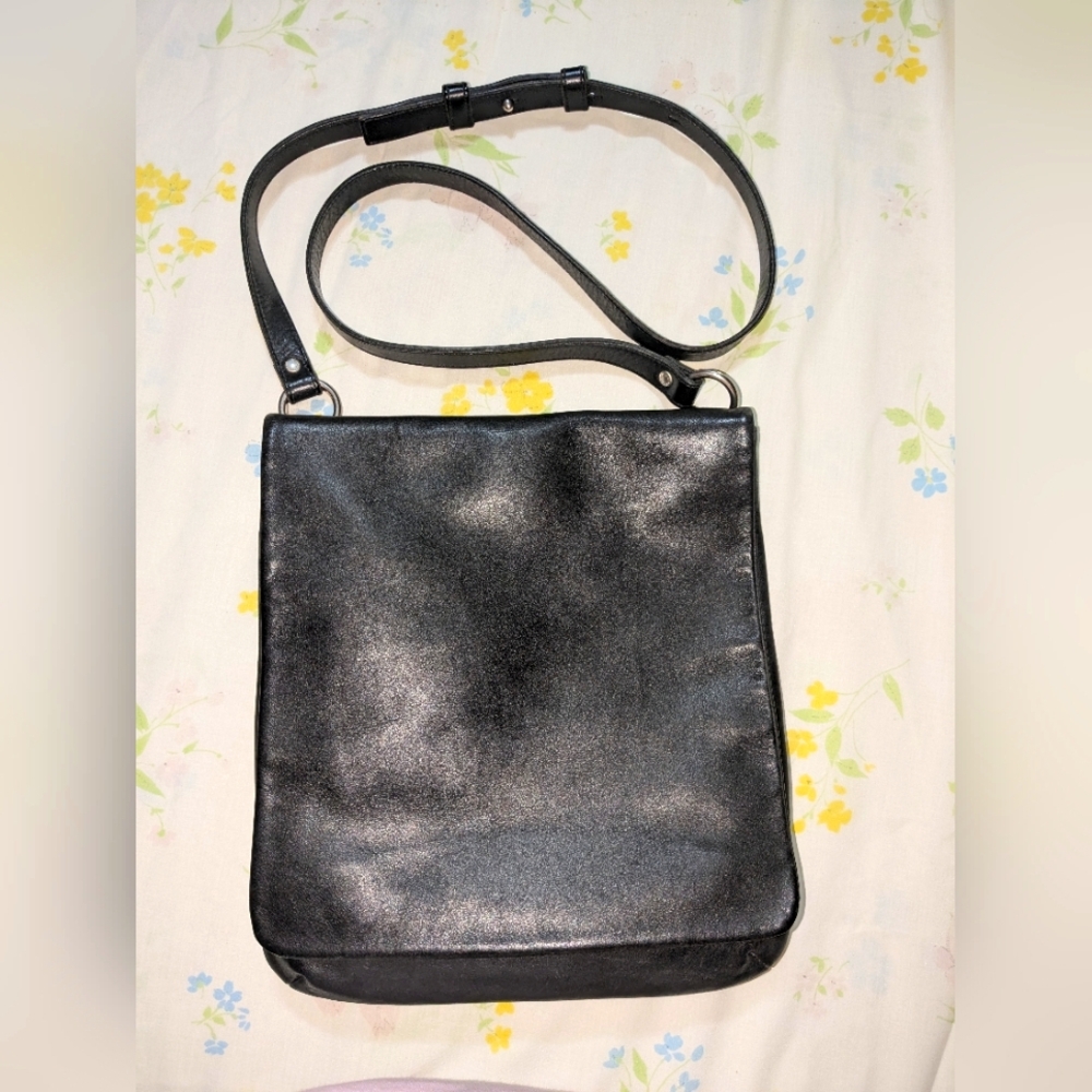 Coach Vintage Legacy Black Leather Slim Large Messenger #9458